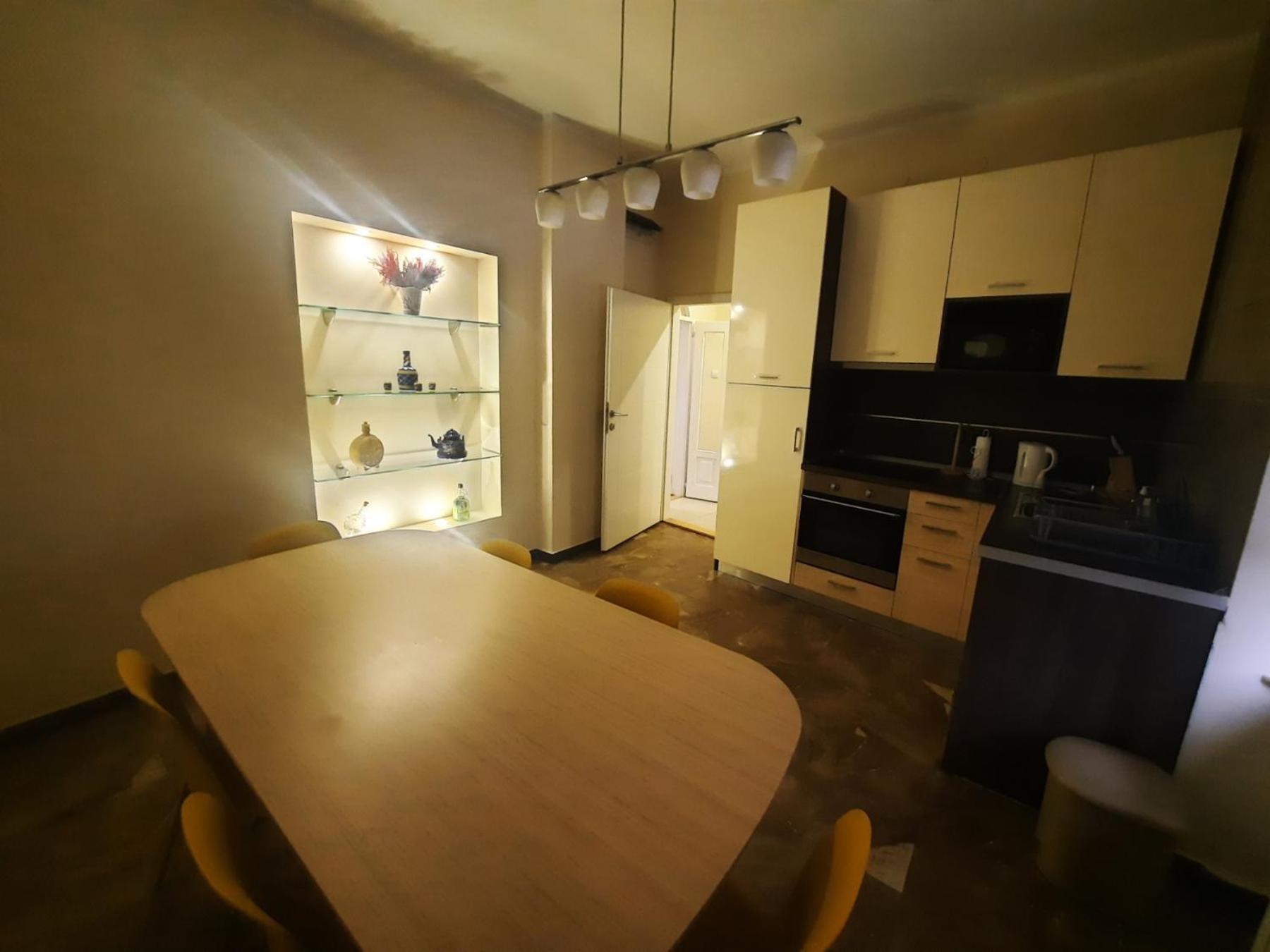 Authentic Belgrade Centre Apartments For Large Groups, Republic Square - Up To 47 People In 5 Apartments 部屋 写真
