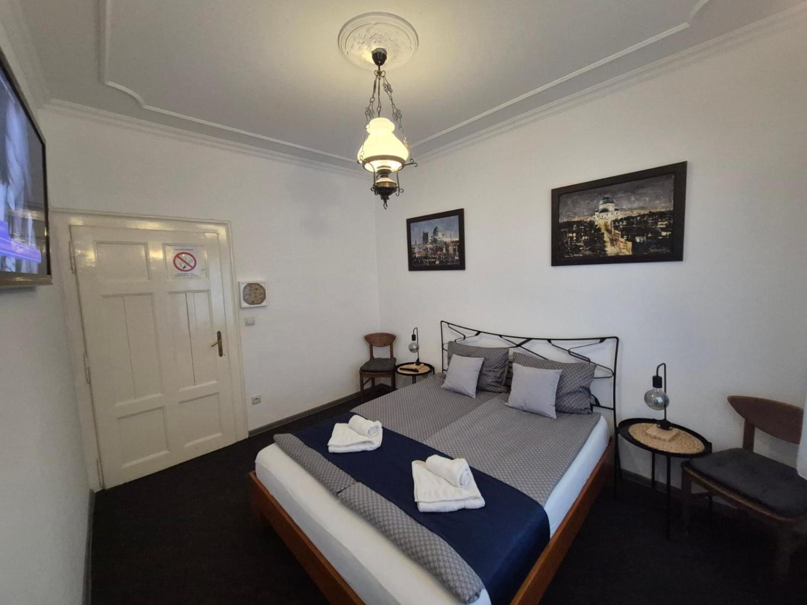 Authentic Belgrade Centre Apartments For Large Groups, Republic Square - Up To 47 People In 5 Apartments 部屋 写真