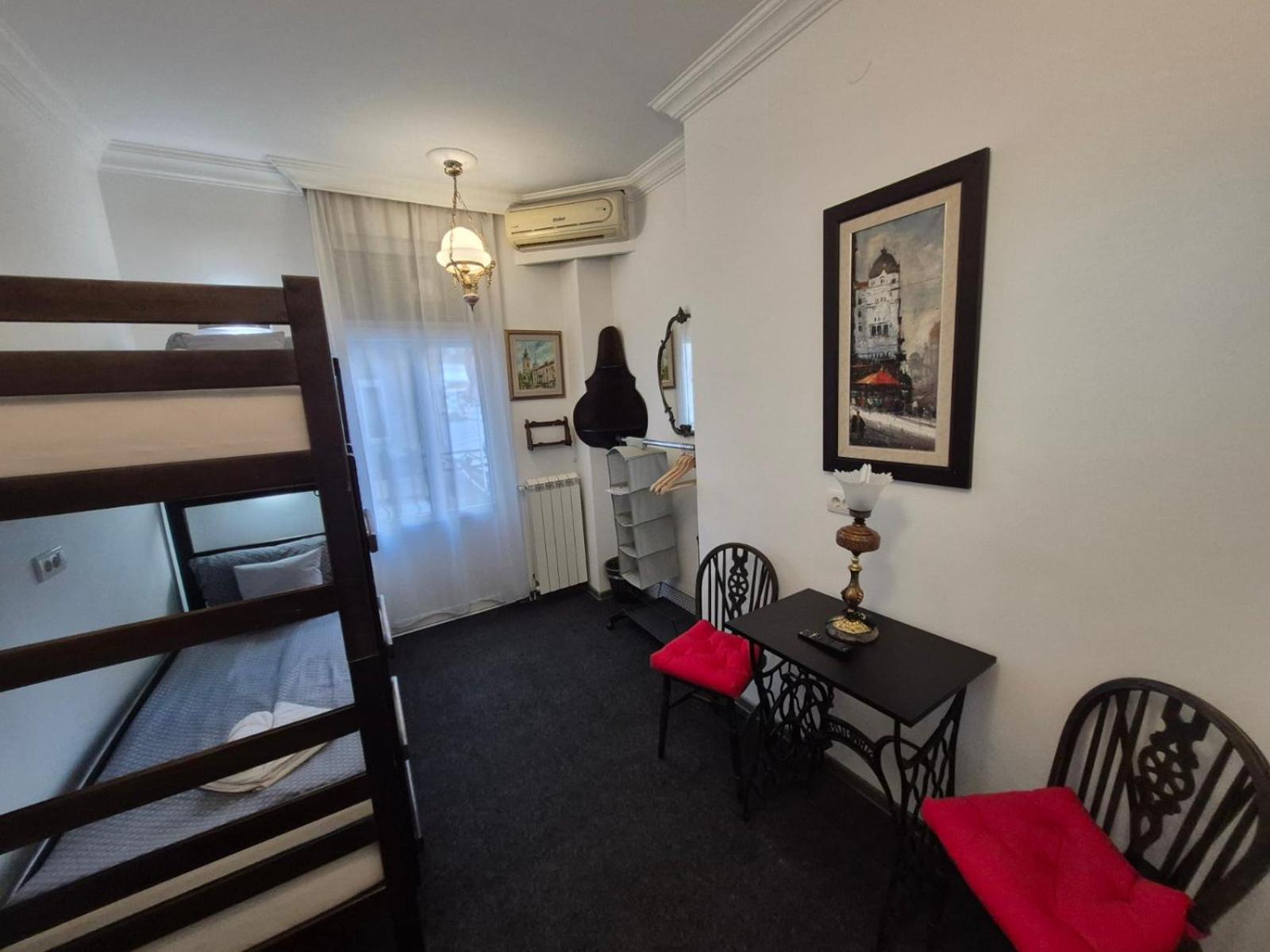 Authentic Belgrade Centre Apartments For Large Groups, Republic Square - Up To 47 People In 5 Apartments 部屋 写真
