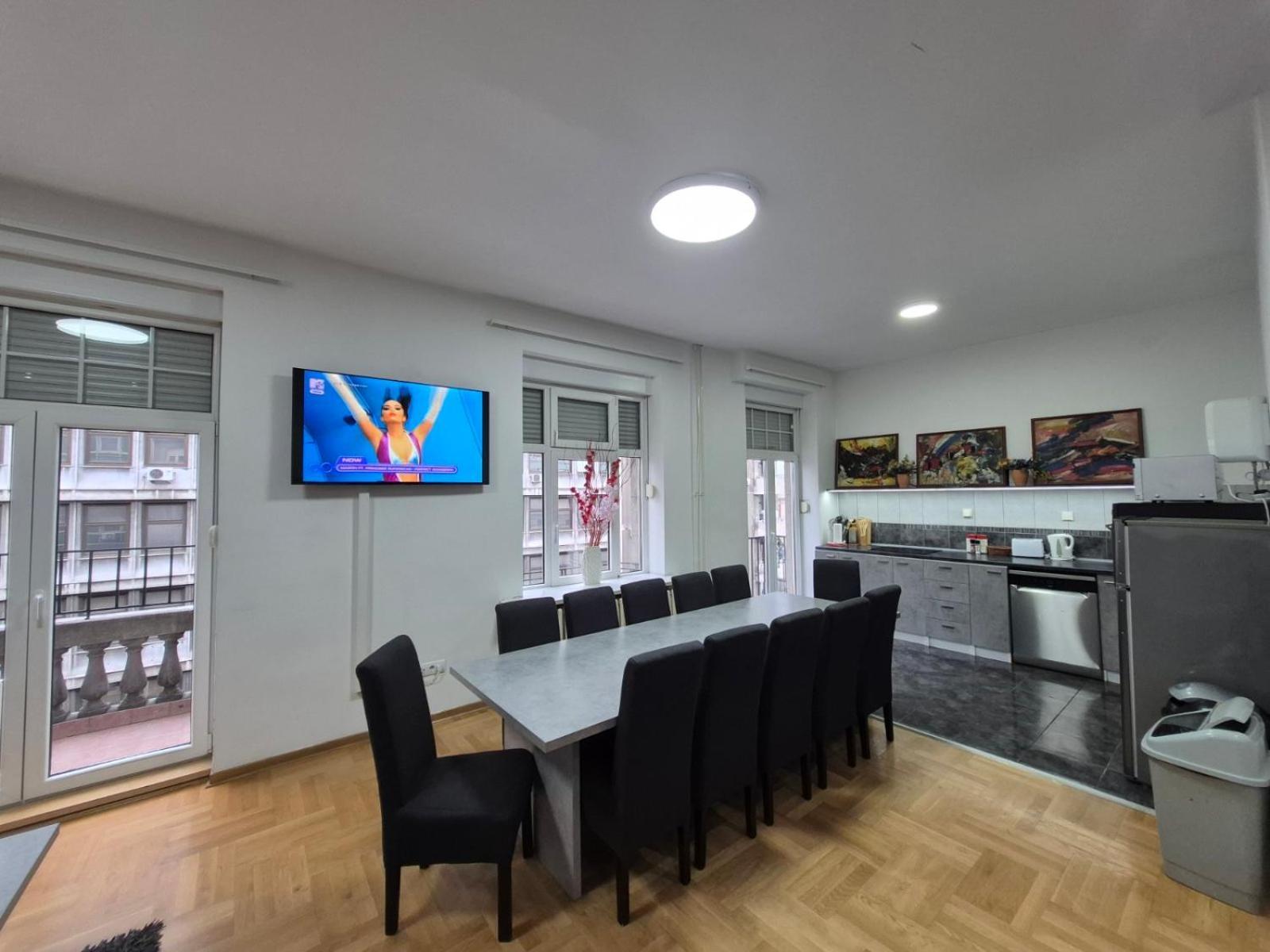 Authentic Belgrade Centre Apartments For Large Groups, Republic Square - Up To 47 People In 5 Apartments 部屋 写真