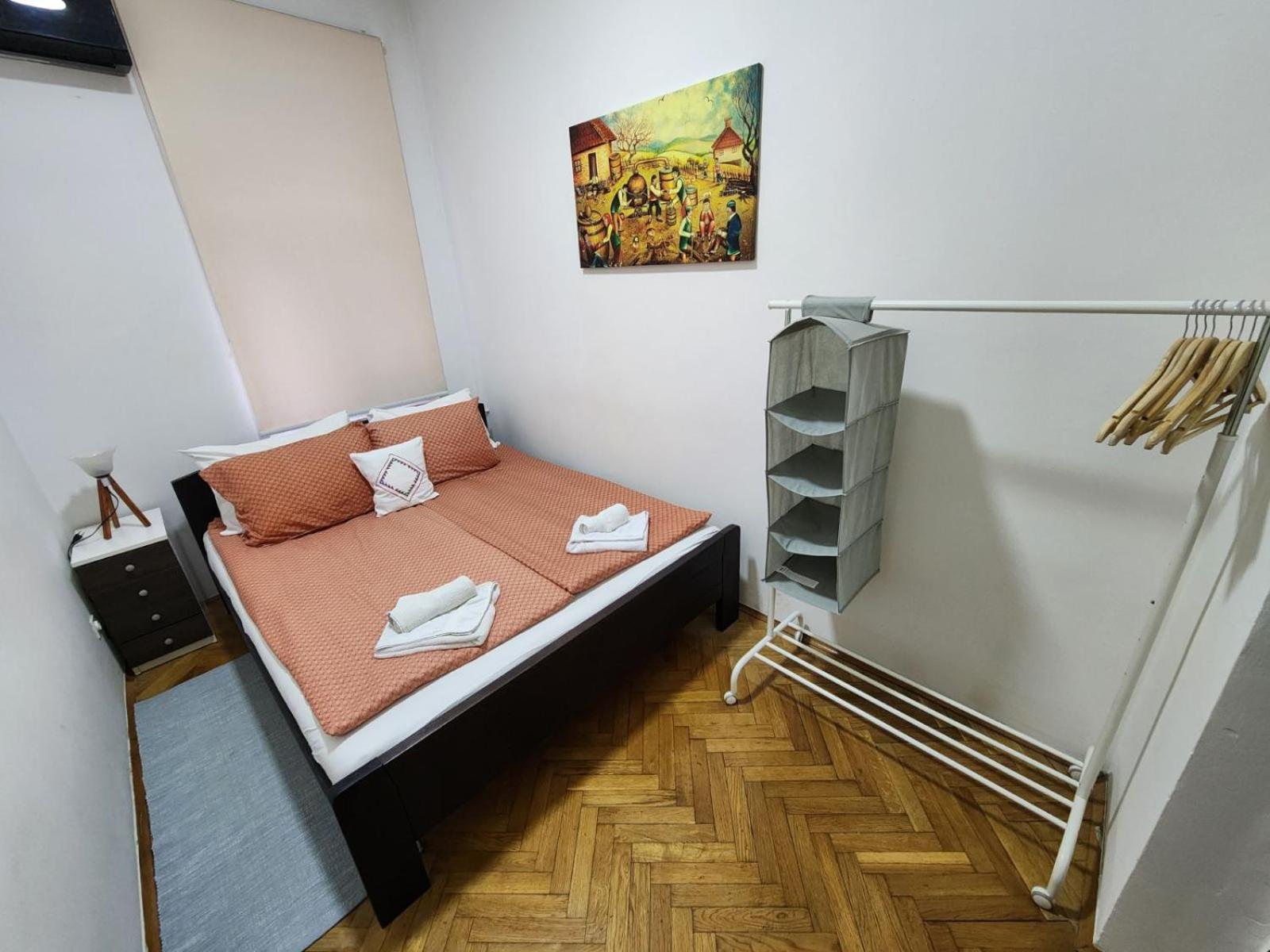Authentic Belgrade Centre Apartments For Large Groups, Republic Square - Up To 47 People In 5 Apartments 部屋 写真